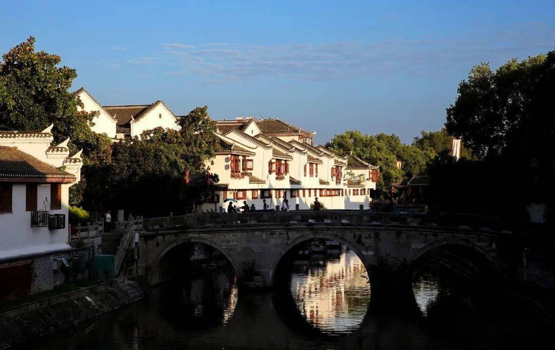 大江大河3:东宝瘫痪也不知,雷正明如何得雷霆上亿资产全身而退